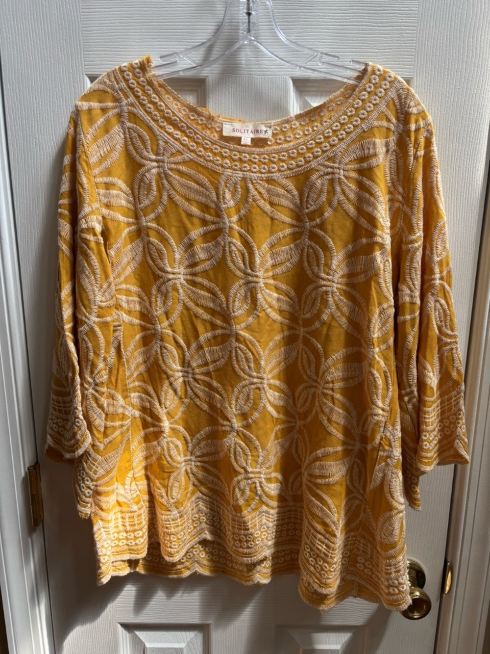 Solitaire Yellow Embroidered Circle-Pattern Tunic, Size XL, SEE COMMENTS
